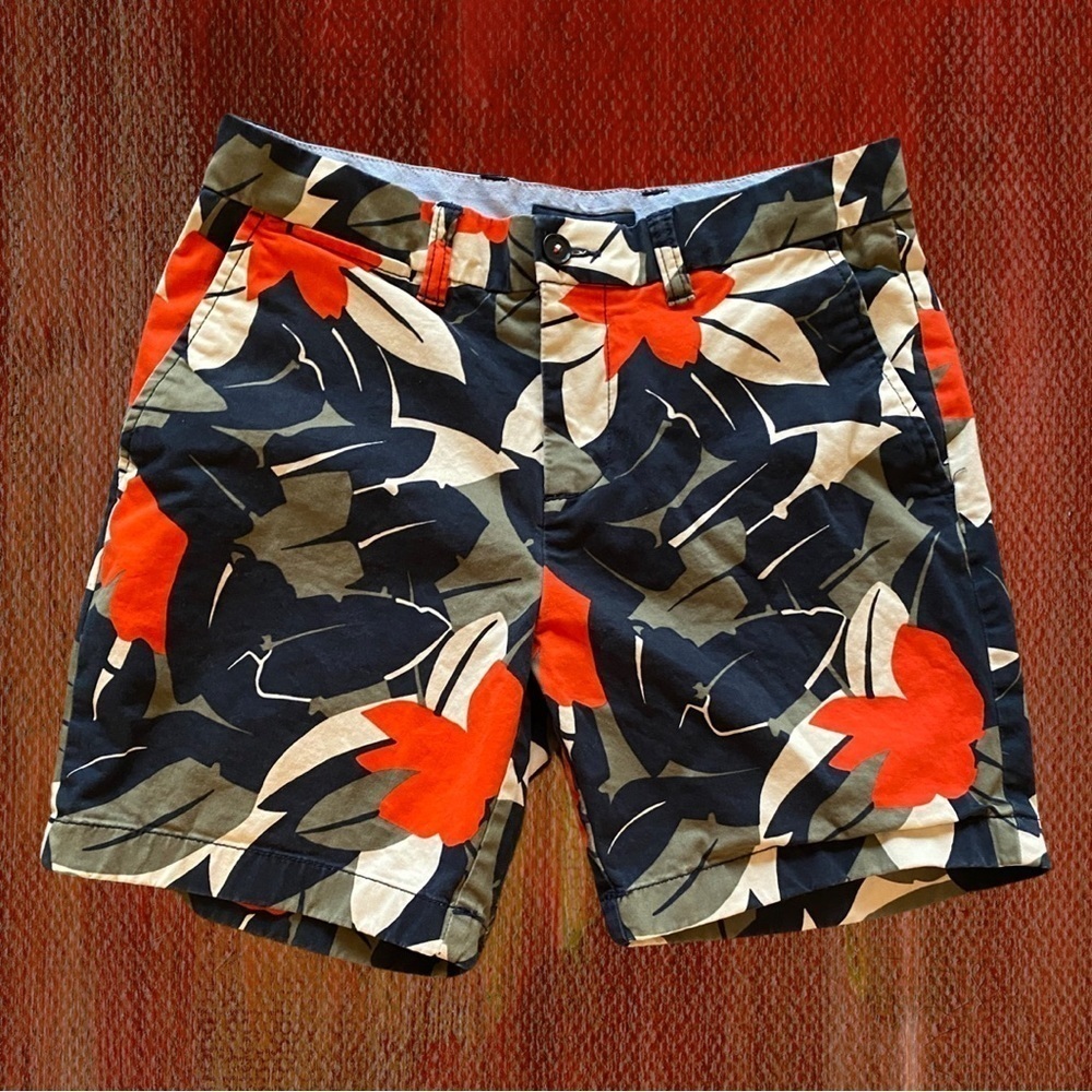 TOMMY HILFIGER Women’s Floral Chino Shorts